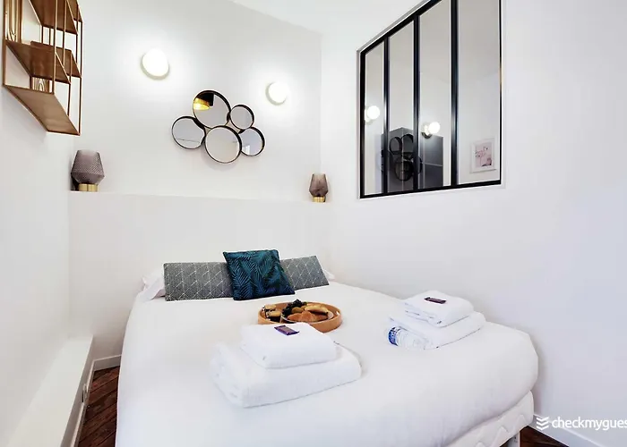 Apartman Chic Parisian Retreat Alexandre Dumas 2c